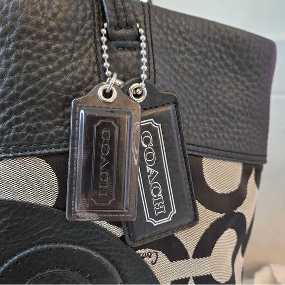 COACH EUC JULIA OP ART SIGNATURE TOTE BAG - Picture 6 of 11